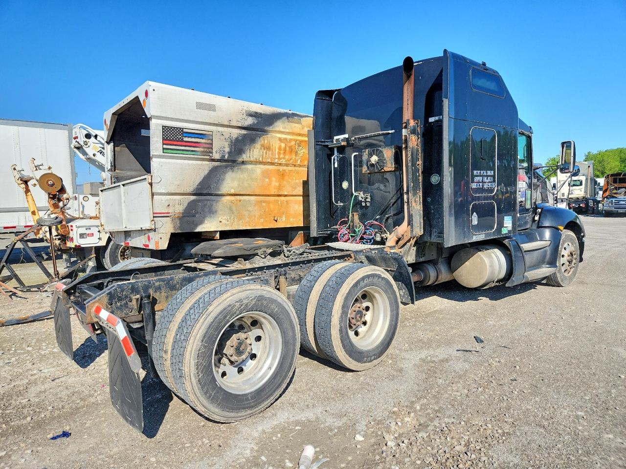 2009 KENWORTH All other VIN 1XKADB9X09J221288 photo 4