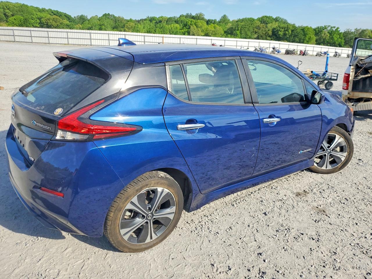 2019 Nissan Leaf VIN 1N4AZ1CPXKC318854 photo 3