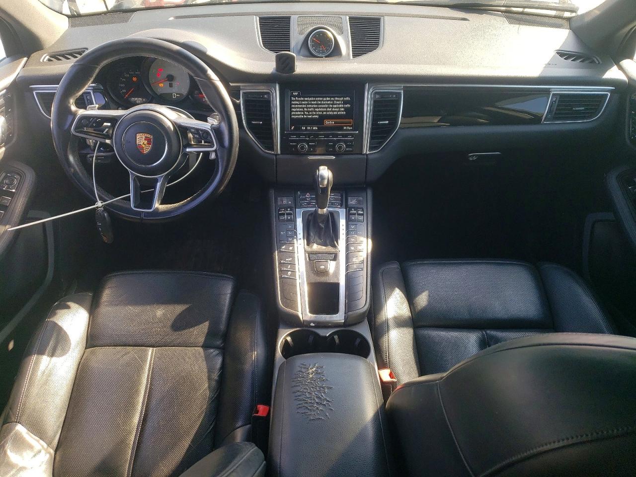 2015 Porsche Macan VIN WP1AB2A53FLB54843 photo 8