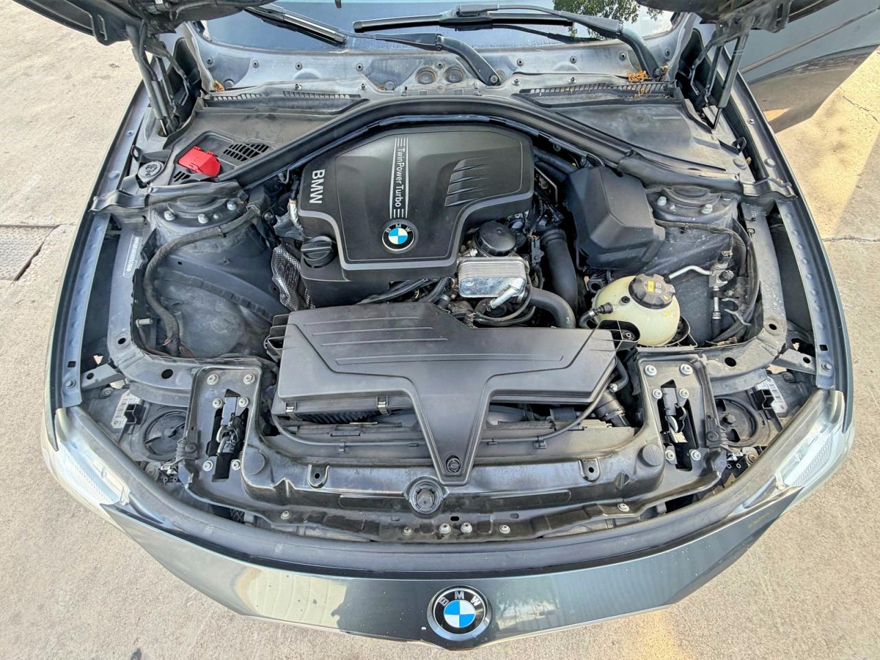2016 BMW 3 series VIN WBA8E5G55GNT93166 photo 7