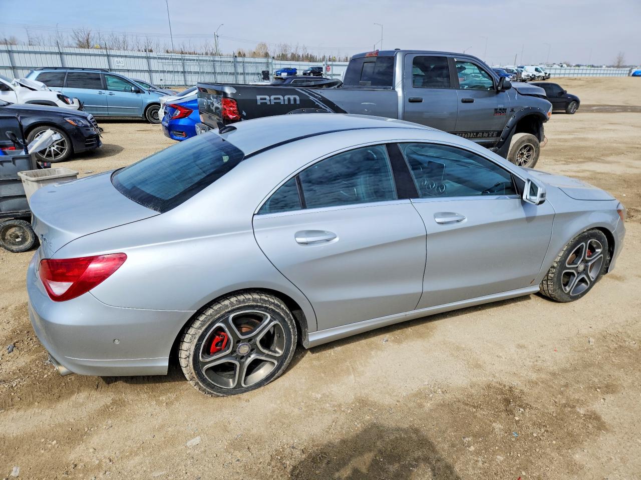 2015 Mercedes-Benz Cla-class VIN WDDSJ4GB5FN267351 photo 3