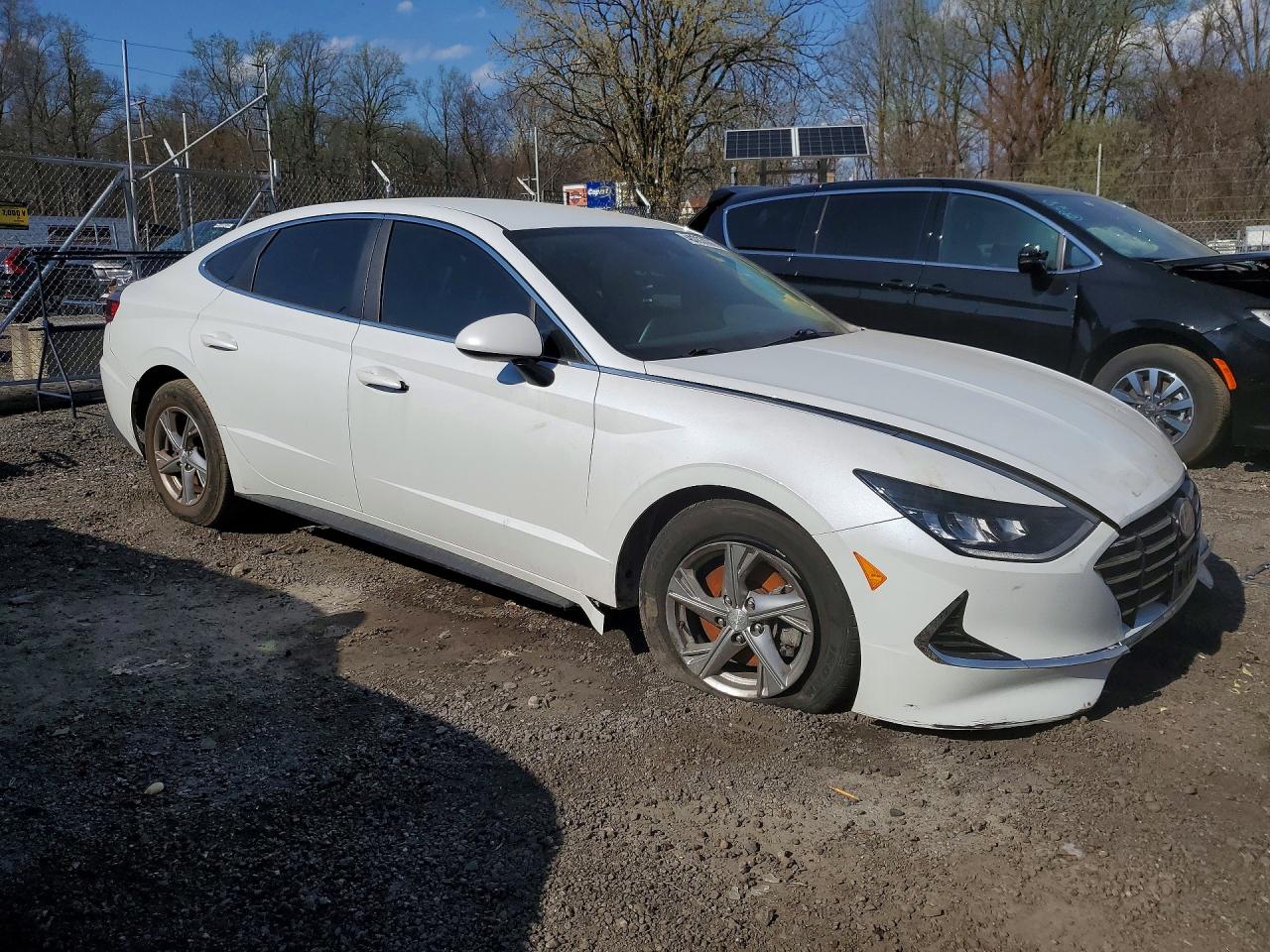 2021 HYUNDAI Sonata VIN 5NPEG4JA3MH067426 photo 4