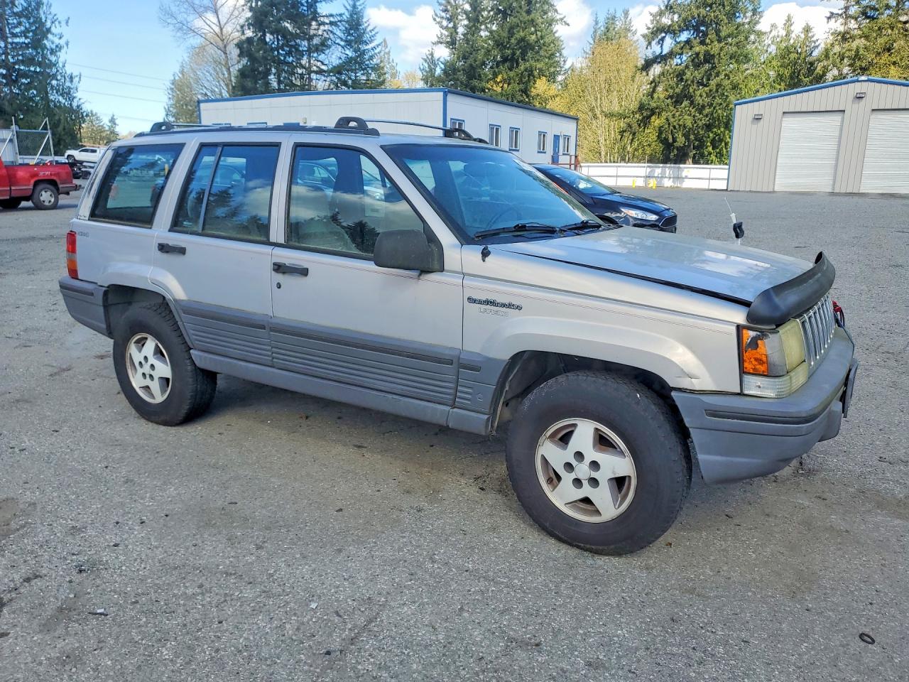 1995 JEEP Cherokee VIN 1J4GZ58S8SC563817 photo 4