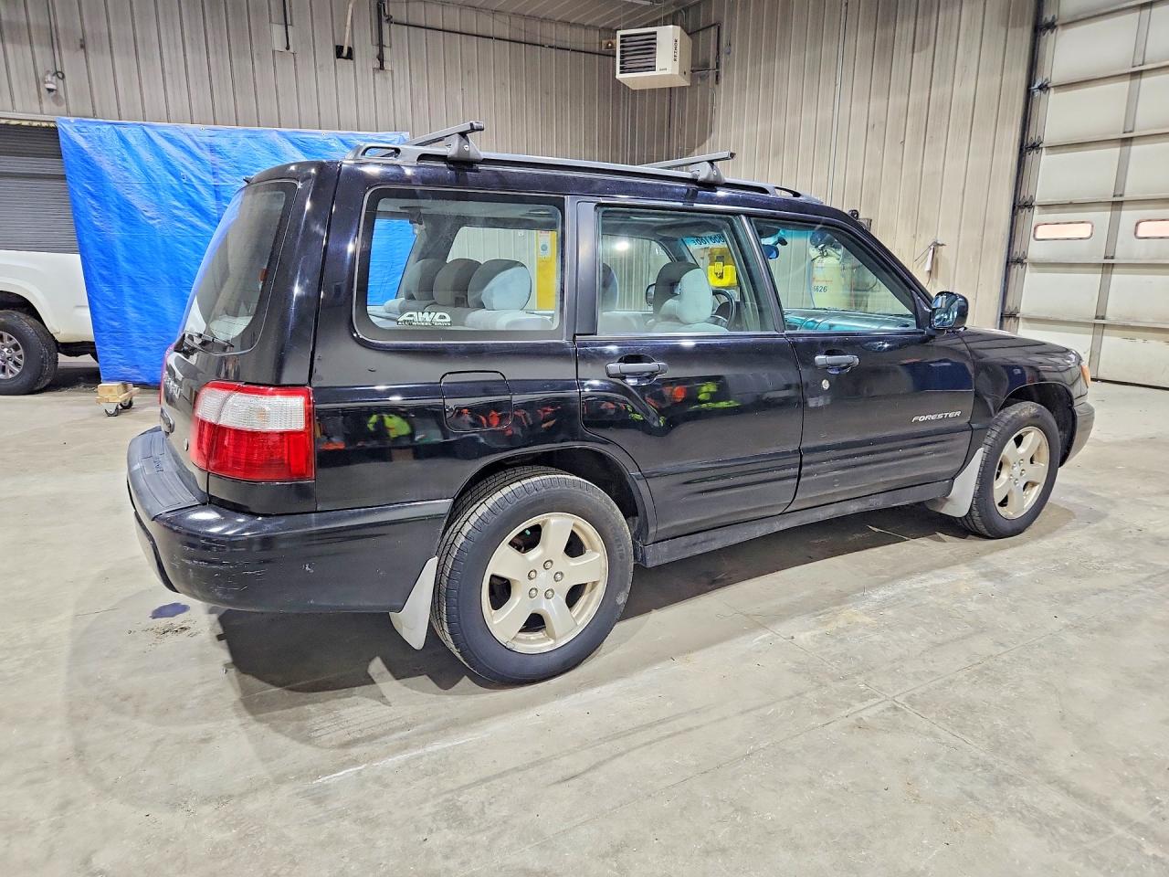 2002 Subaru Forester VIN JF1SF65632H733046 photo 3