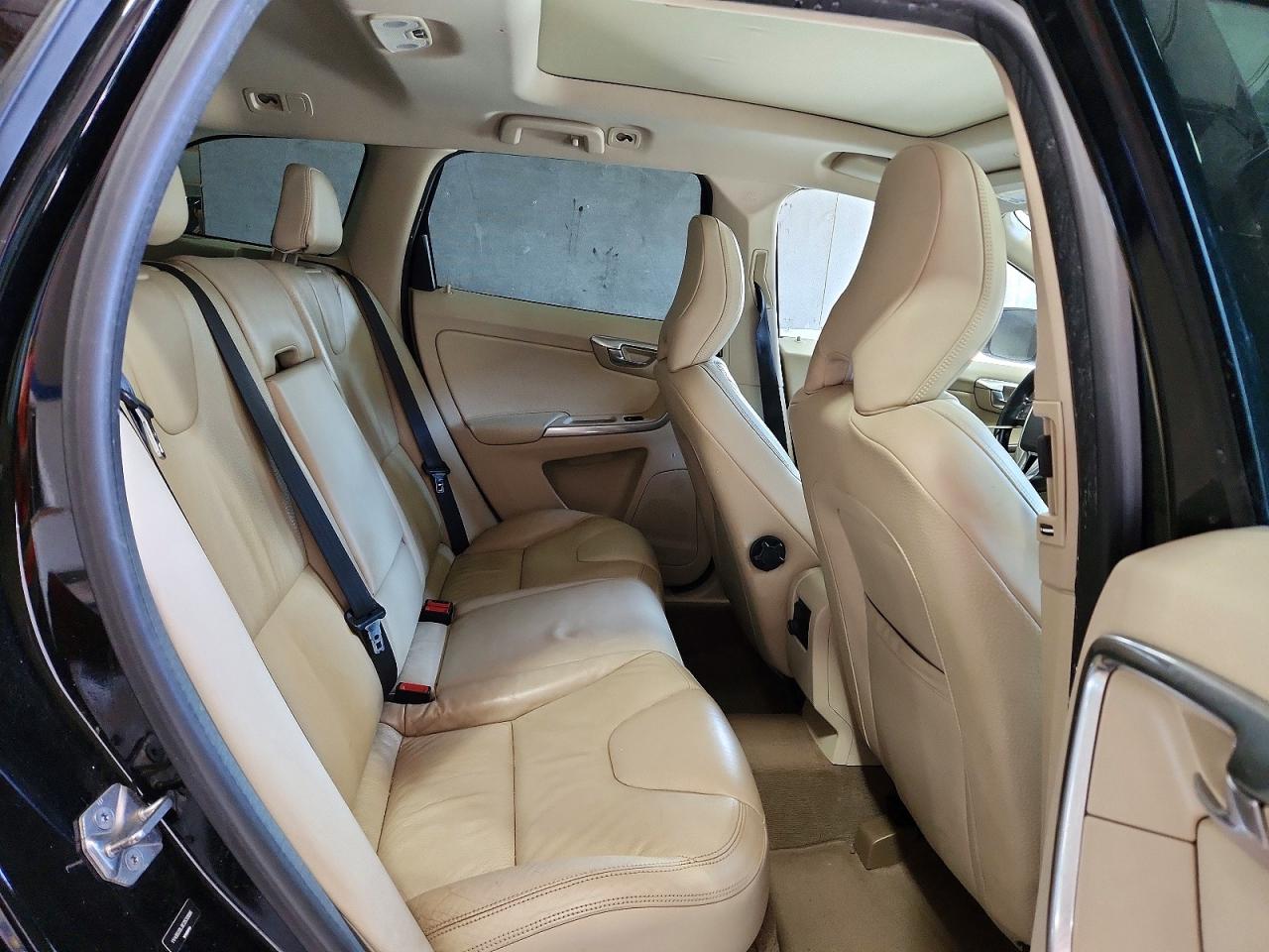 2014 VOLV Xc60 VIN YV4952DL9E2532896 photo 11