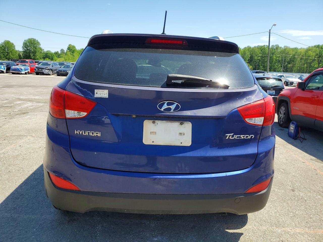 2011 Hyundai Tucson VIN KM8JU3AC0BU129124 photo 6
