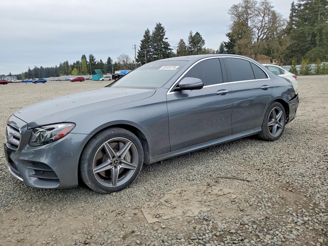 2018 Mercedes-Benz E-class VIN WDDZF4KB2JA371898 photo 1