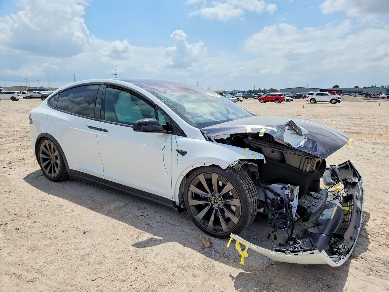 2022 Tesla Model x VIN 7SAXCBE50NF328603 photo 4
