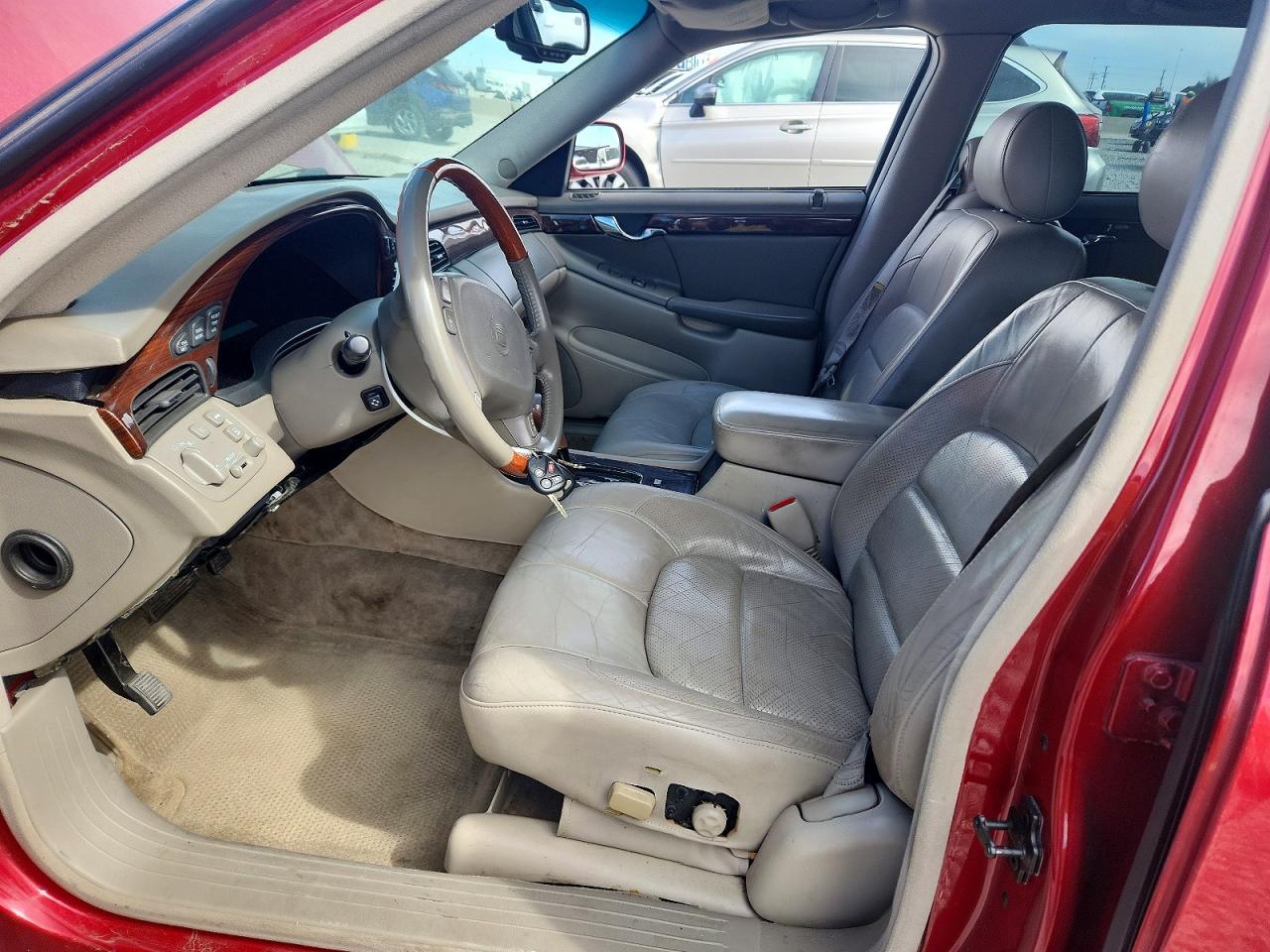 2001 Cadillac Deville VIN 1G6KF57901U129734 photo 7