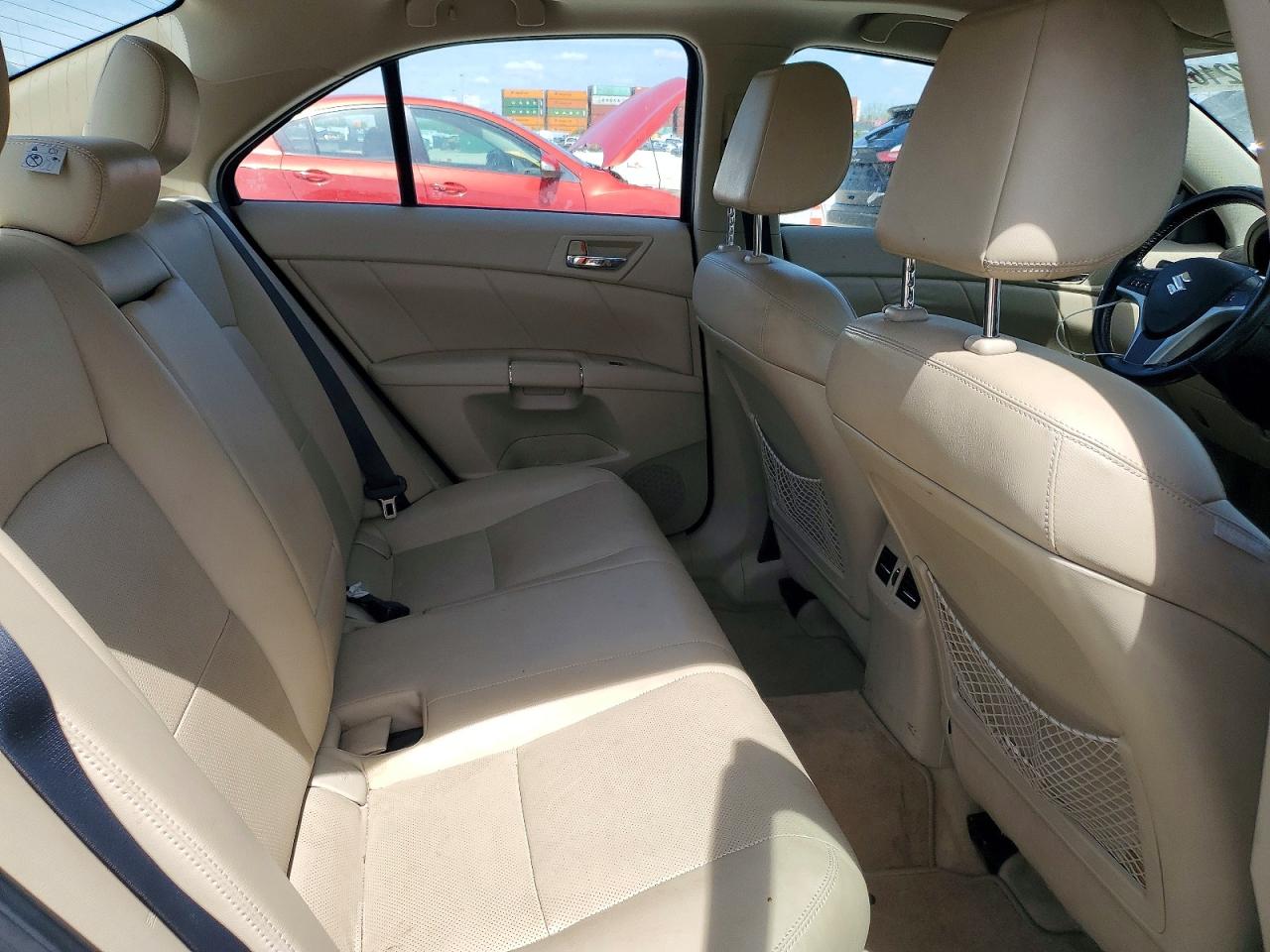 2011 Suzuki Kizashi VIN JS2RF9A89B6110646 photo 10