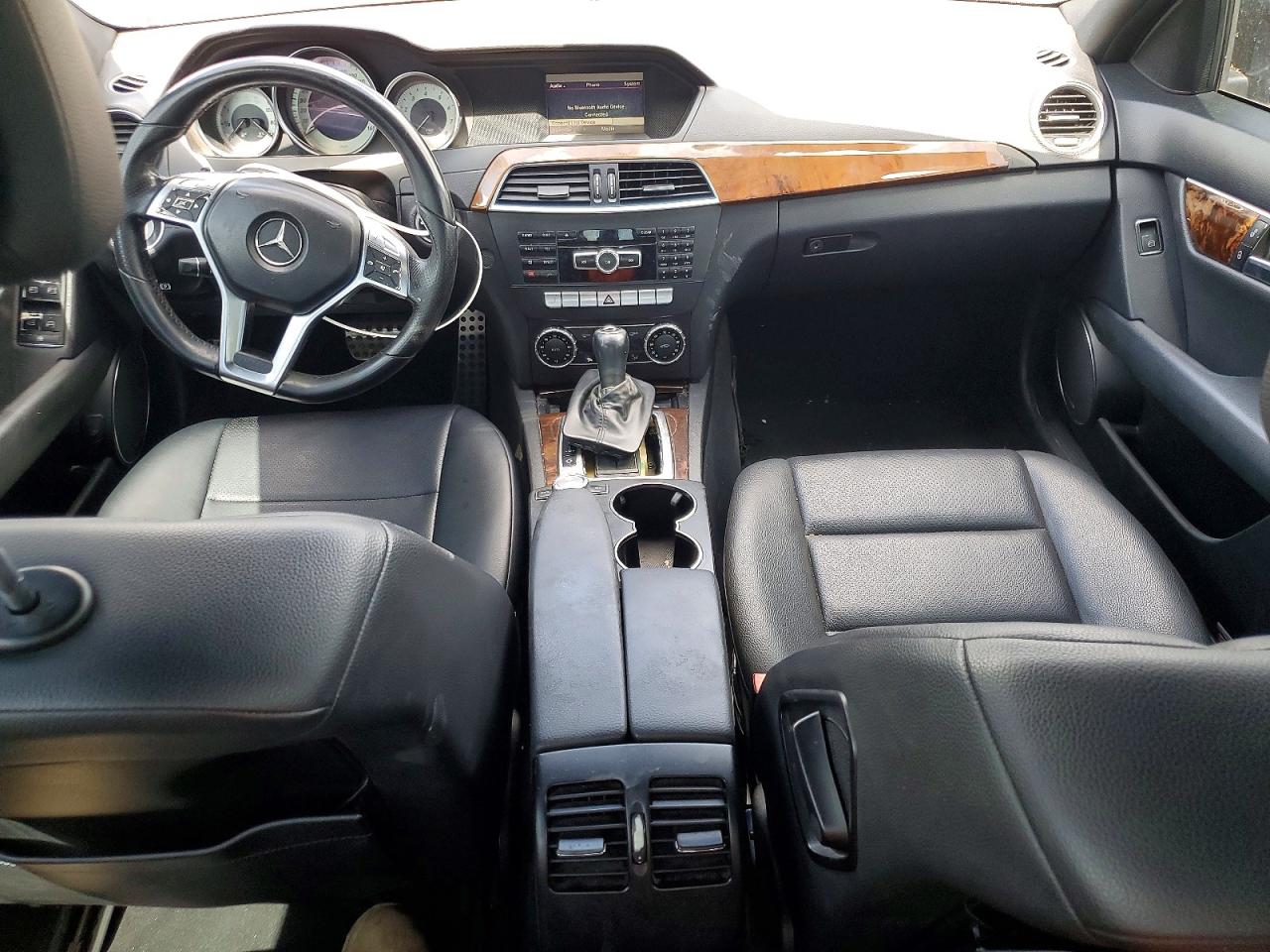 2013 MERCEDES-BENZ C class VIN WDDGF4HB1DR245097 photo 8