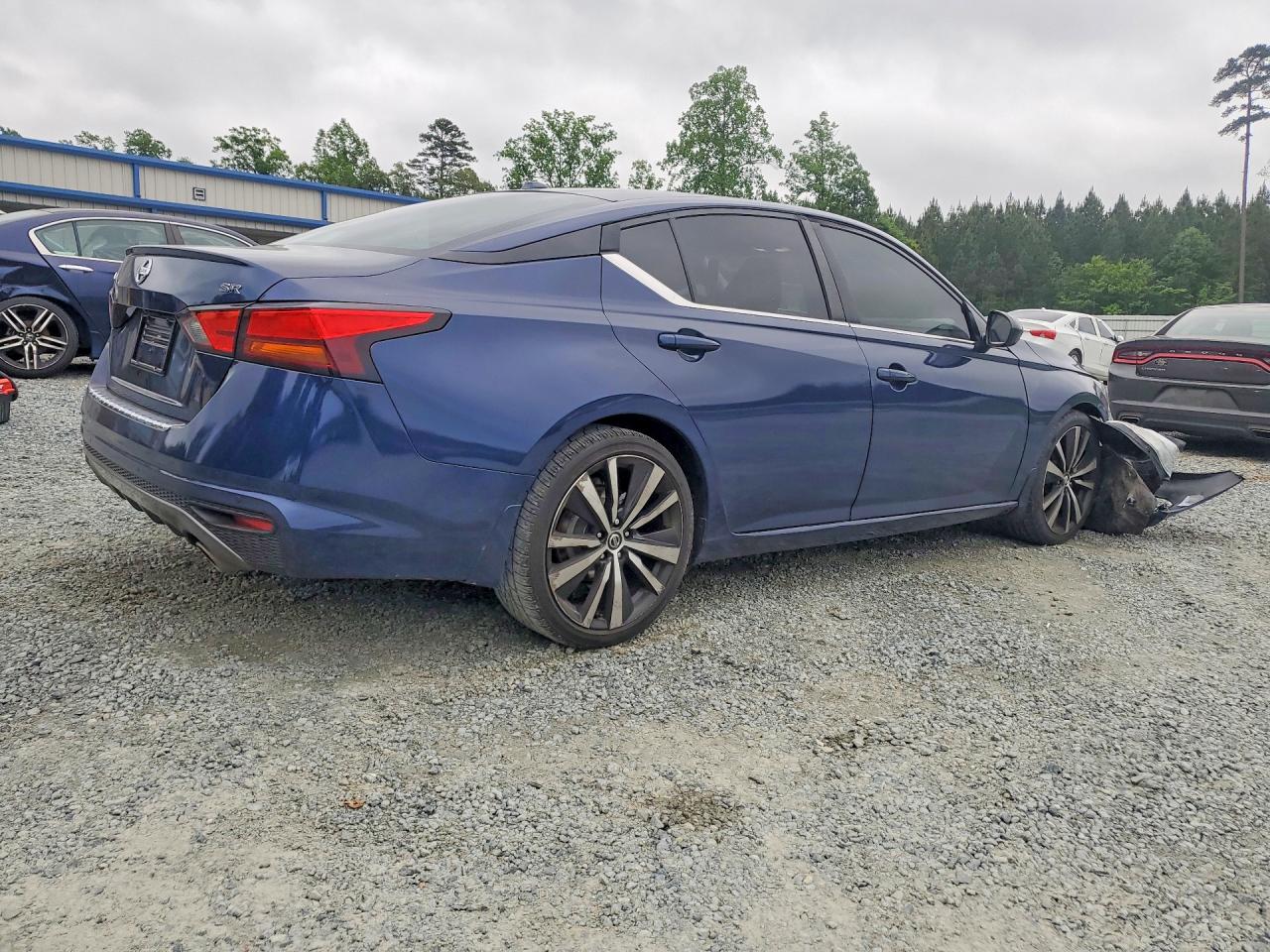2021 Nissan Altima VIN 1N4BL4CV8MN380489 photo 3