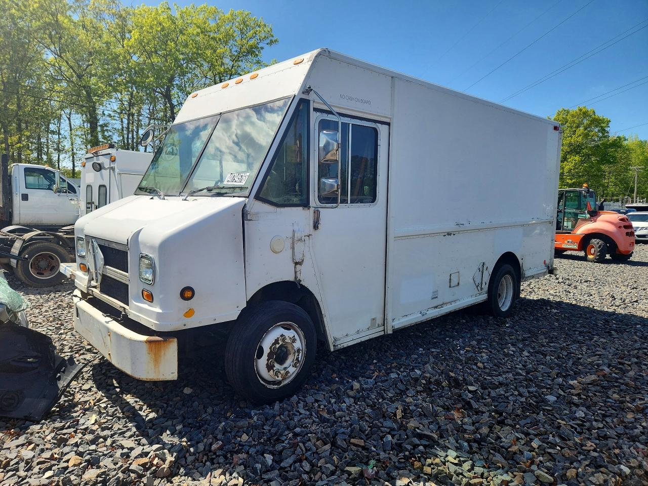 2004 FREIGHTLINER All models VIN 4UZAANBW84CN46979 photo 1
