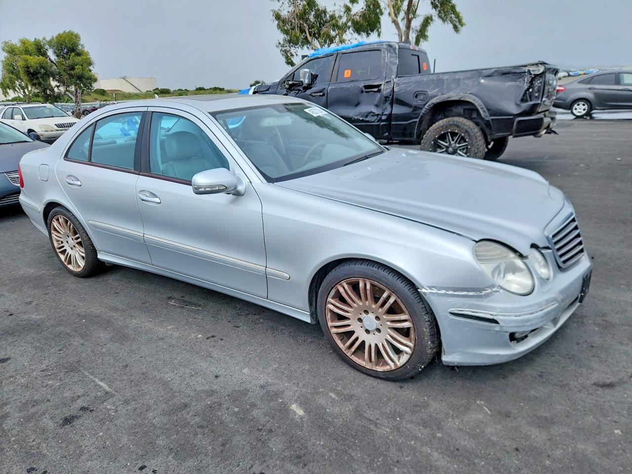 2008 MERCEDES-BENZ E-class VIN WDBUF56X78B327396 photo 4