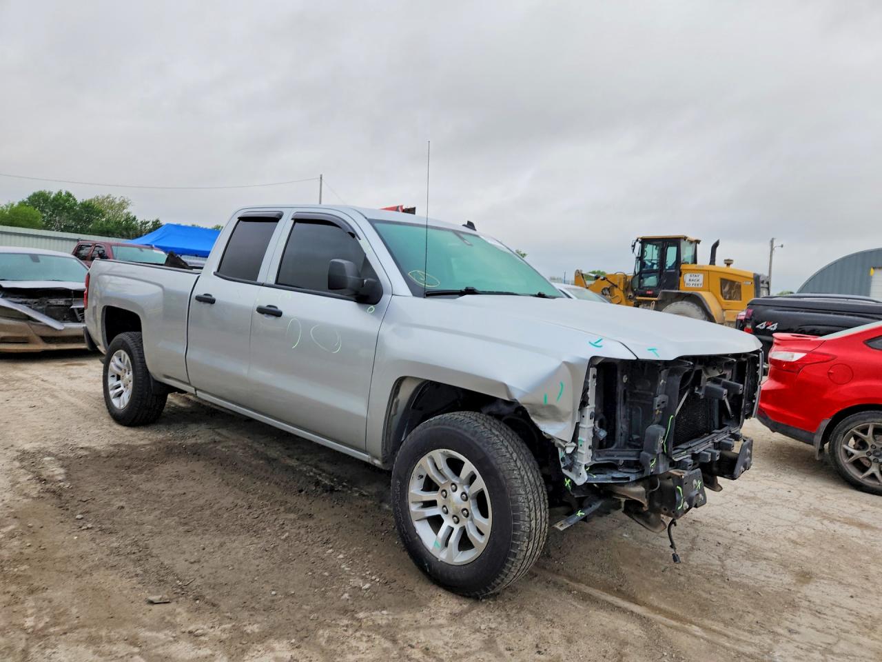 2014 Chevrolet Silverado VIN 1GCRCREH5EZ337669 photo 4