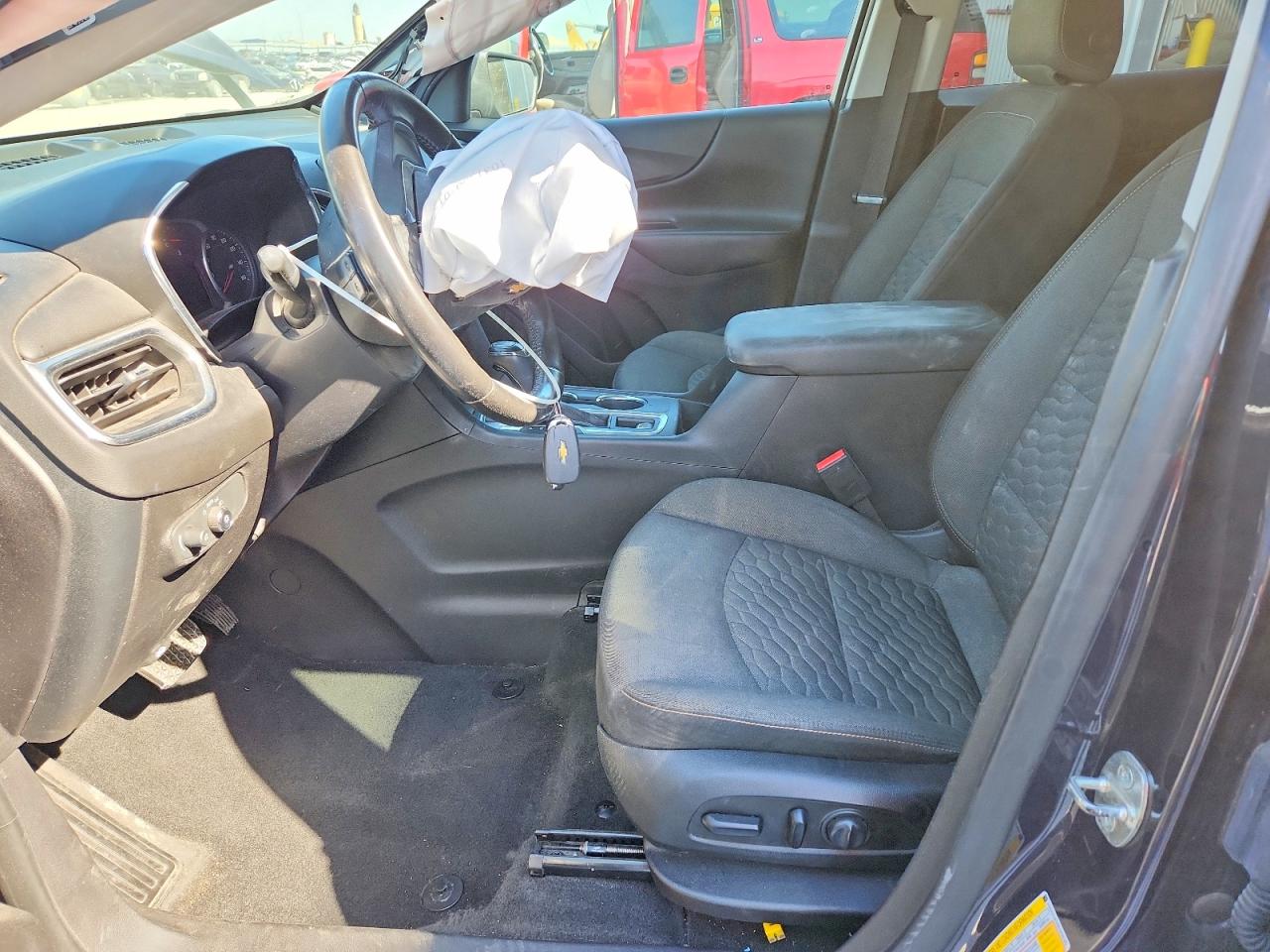 2019 Chevrolet Equinox VIN 3GNAXUEV0KS535182 photo 7