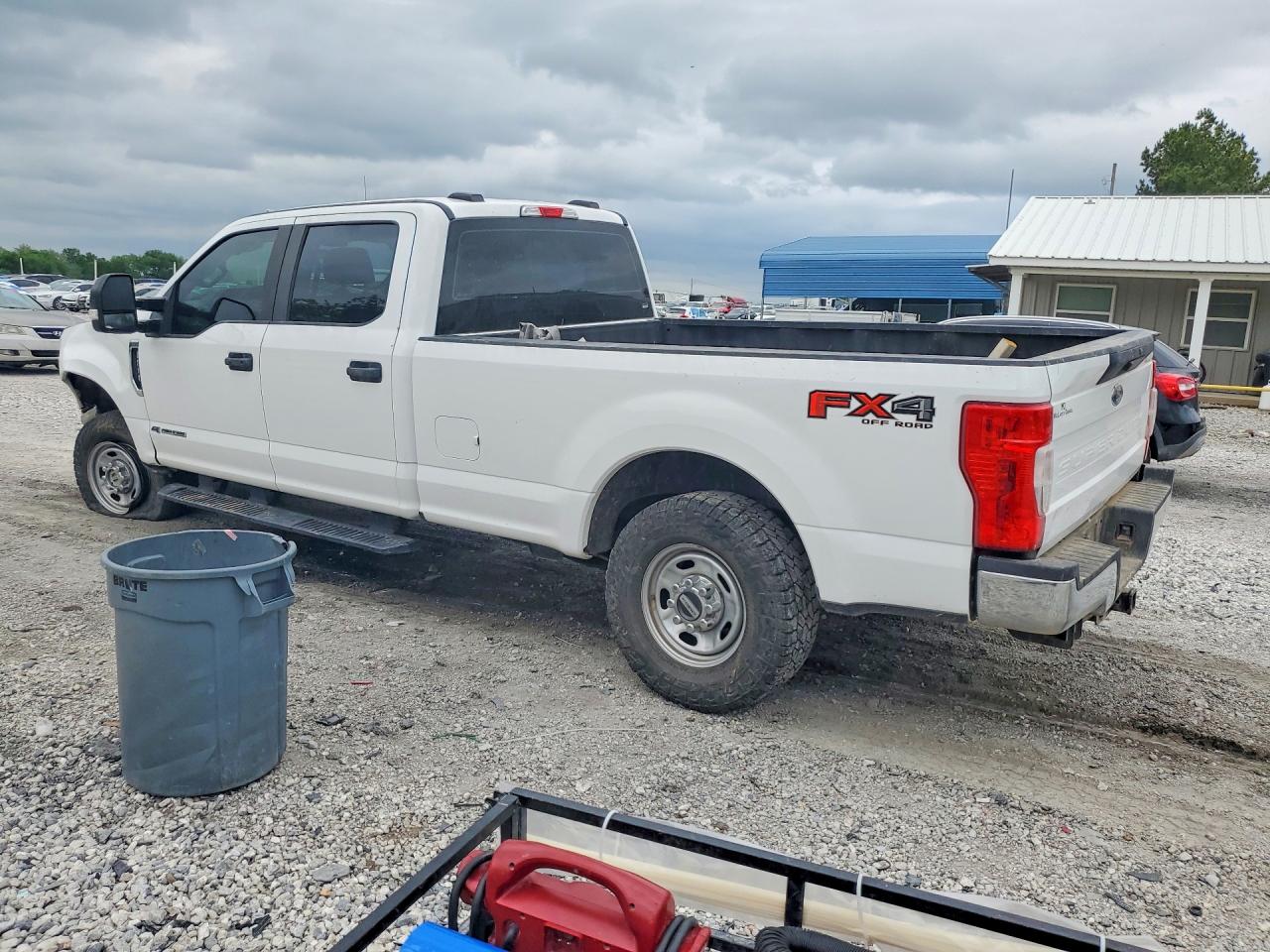 2020 Ford F250 VIN 1FT7W2BT5LED53342 photo 2