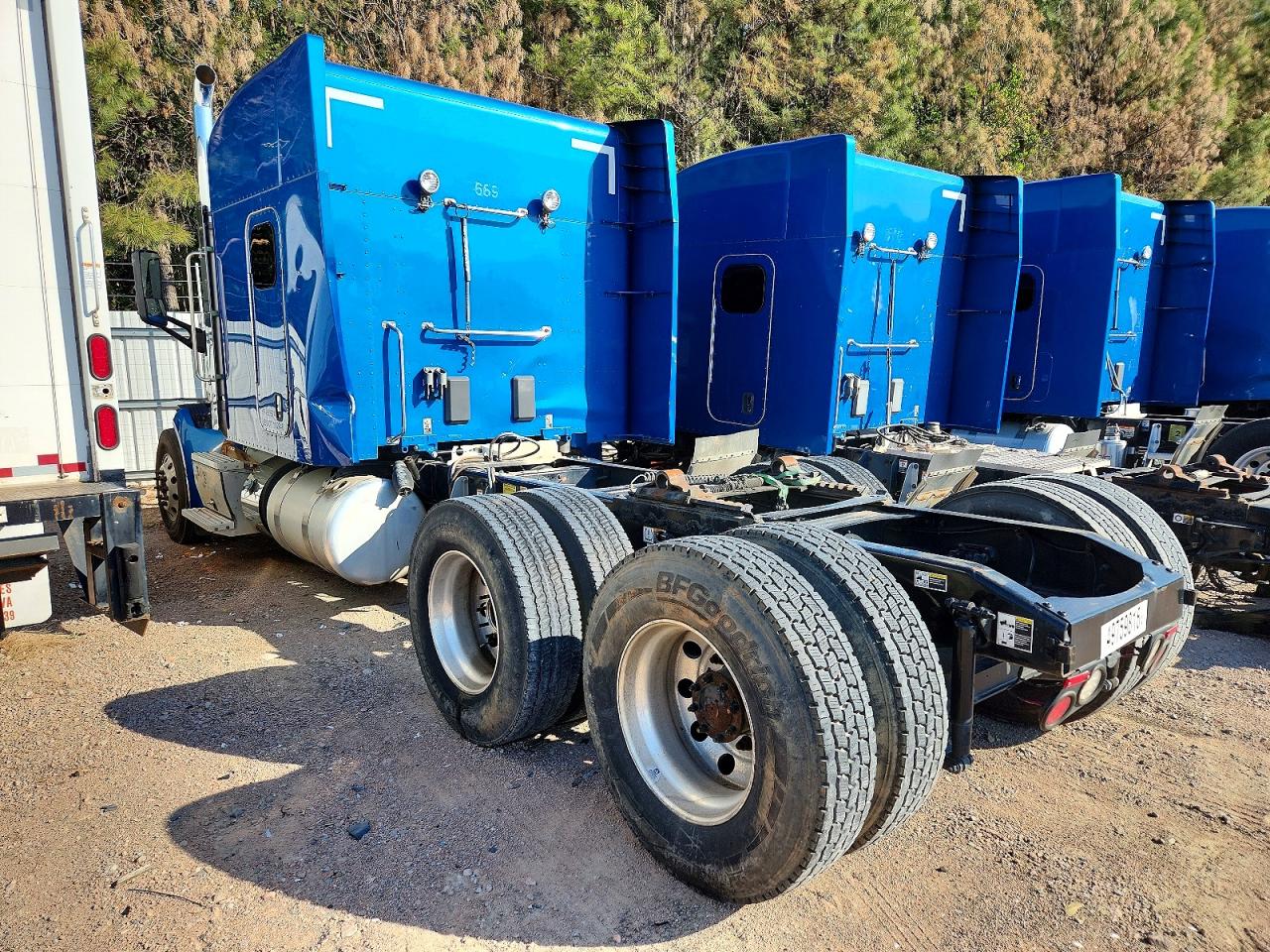 2022 PETERBILT All other VIN 1XPBDP9X0ND718166 photo 3