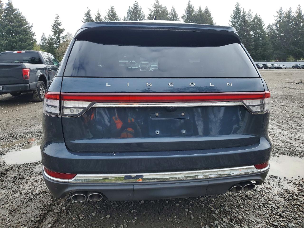 2021 Lincoln Aviator VIN 5LM5J7XC8MGL05862 photo 6