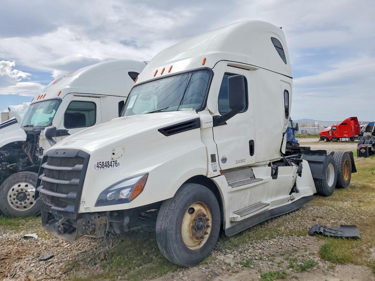 2023 FREIGHTLINER All other VIN 3AKJHHDR0PSUD4117 photo 2