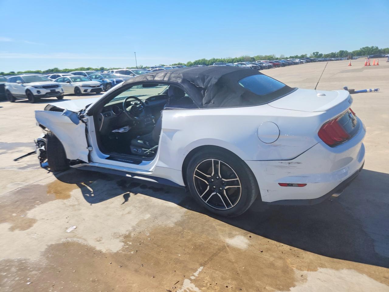 2018 FORD All models VIN 1FATP8UHXJ5110202 photo 2