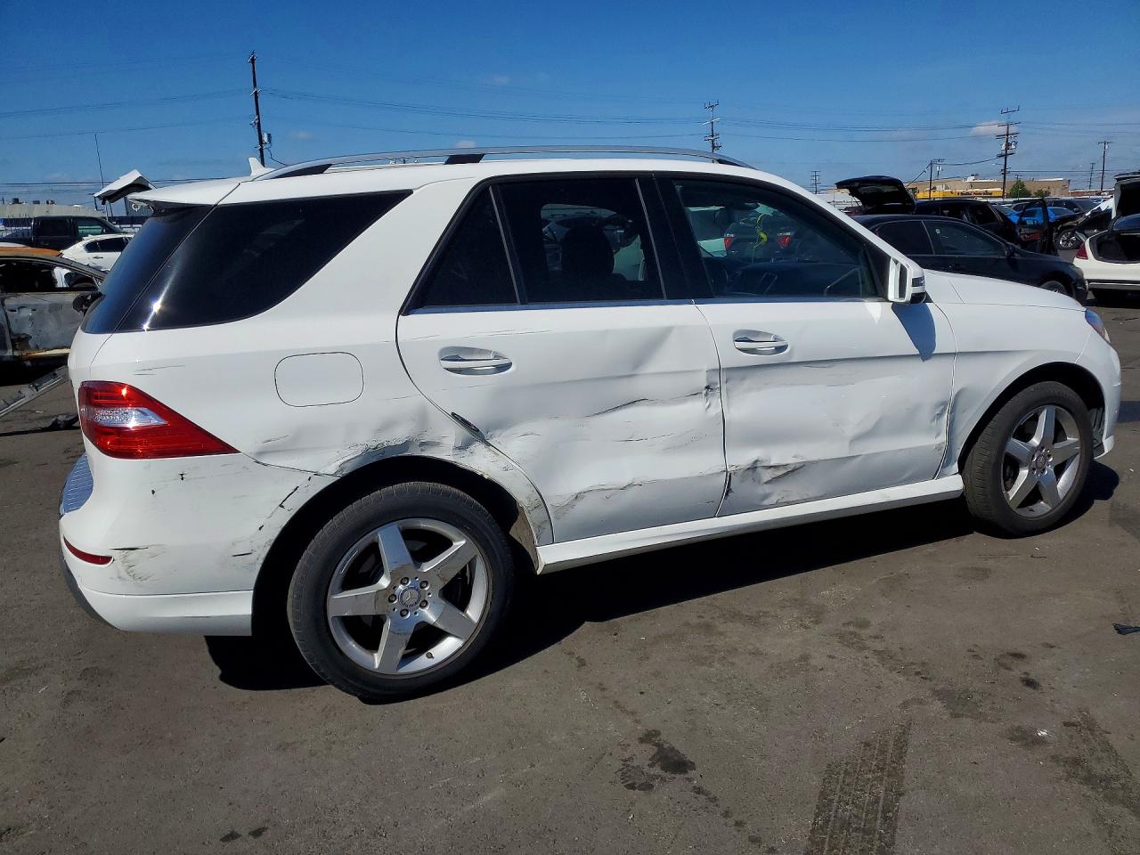 2014 Mercedes-Benz M-class VIN 4JGDA5JB2EA293294 photo 3