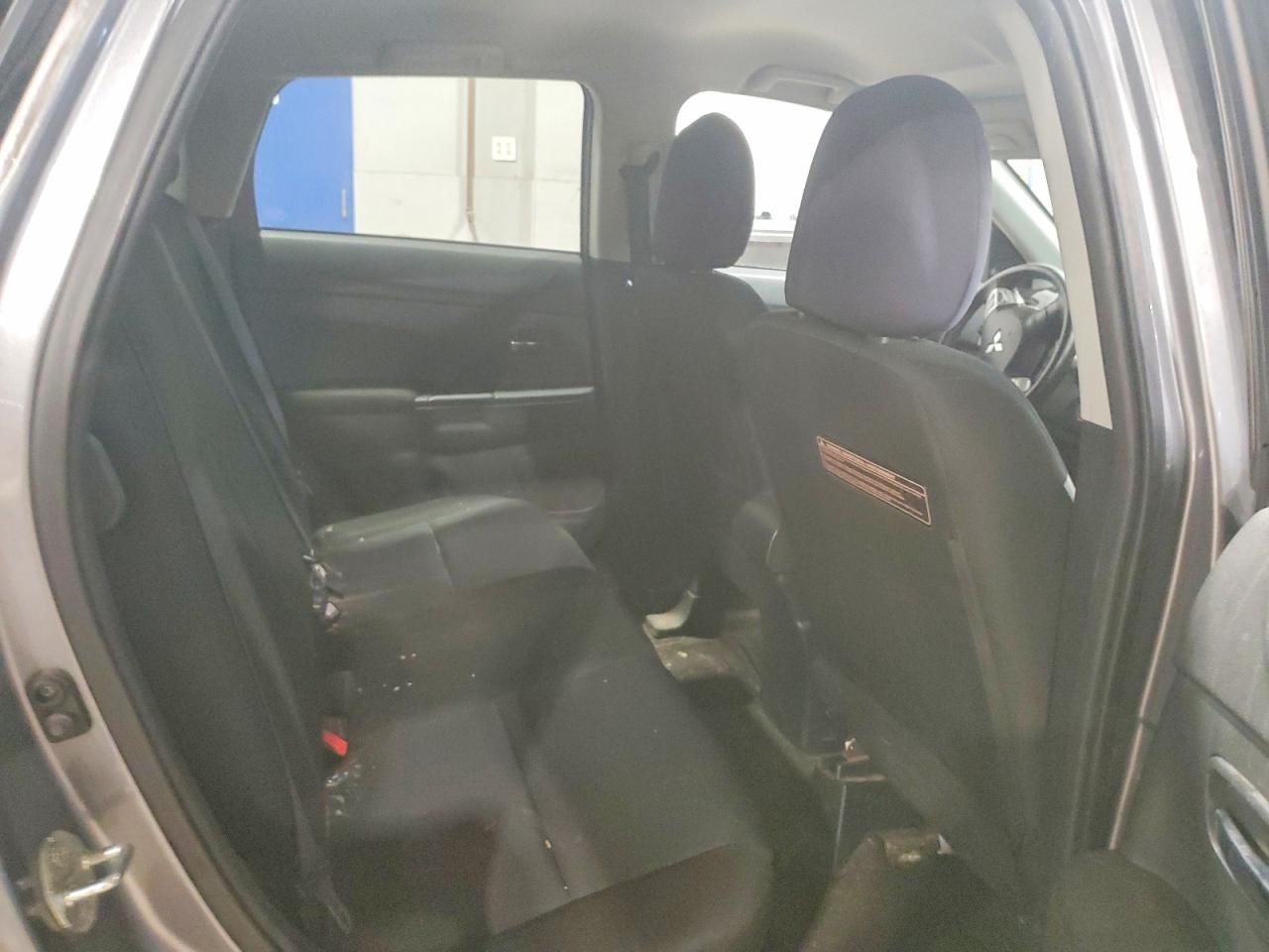 2012 Mitsubishi Outlander VIN JA4AH3AU1CZ602965 photo 11