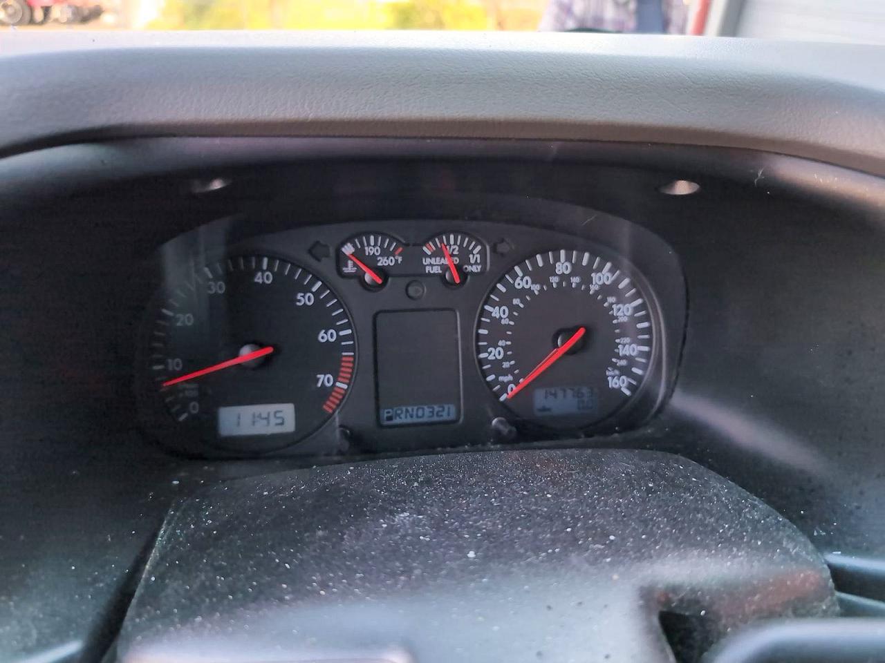 2002 Volkswagen Eurovan VIN WV2KB47042H065049 photo 8