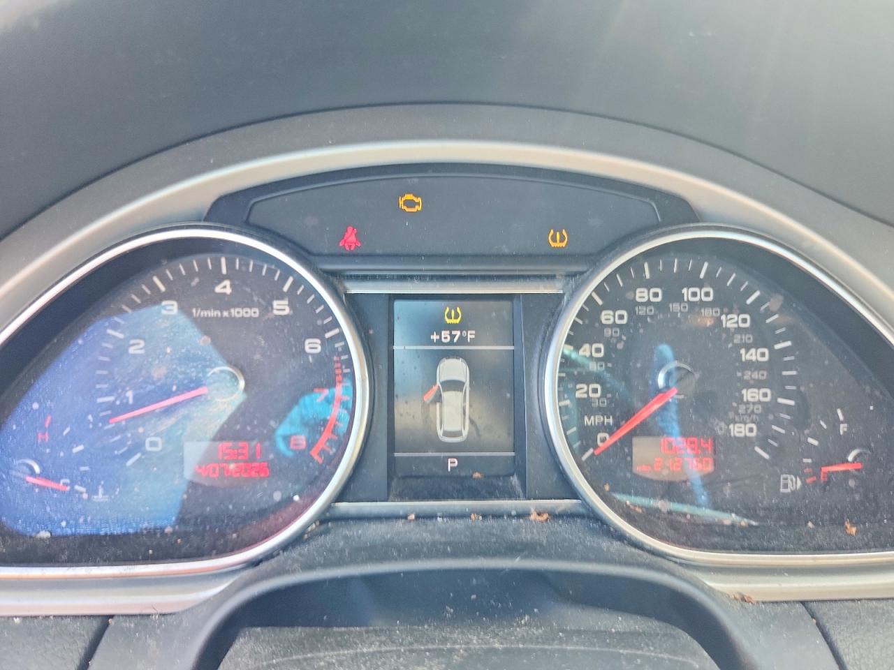 2011 Audi Q7 VIN WA1LGAFE5BD010000 photo 9