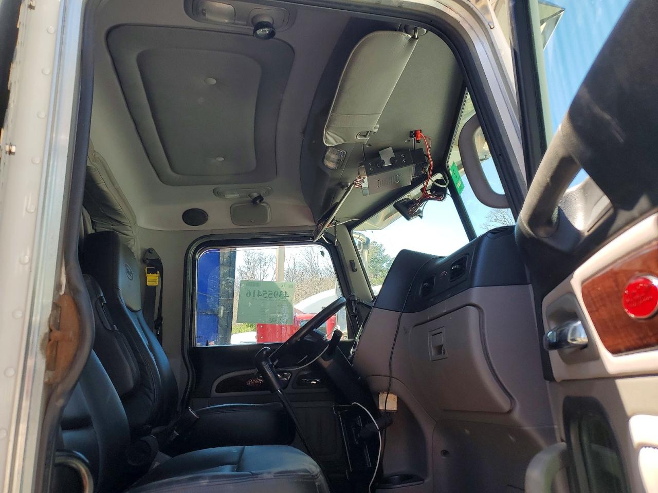 2023 PETERBILT All other VIN 1XPXD49X1PD799010 photo 5