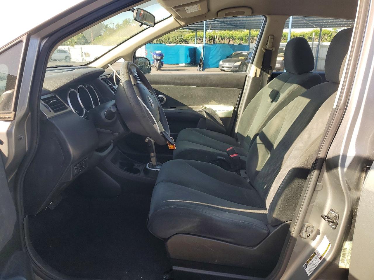 2010 NISS Versa VIN 3N1BC1AP5AL447237 photo 7