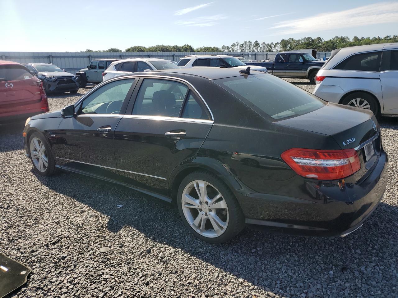 2012 Mercedes-Benz E-class VIN WDDHF5KB9CA600971 photo 2