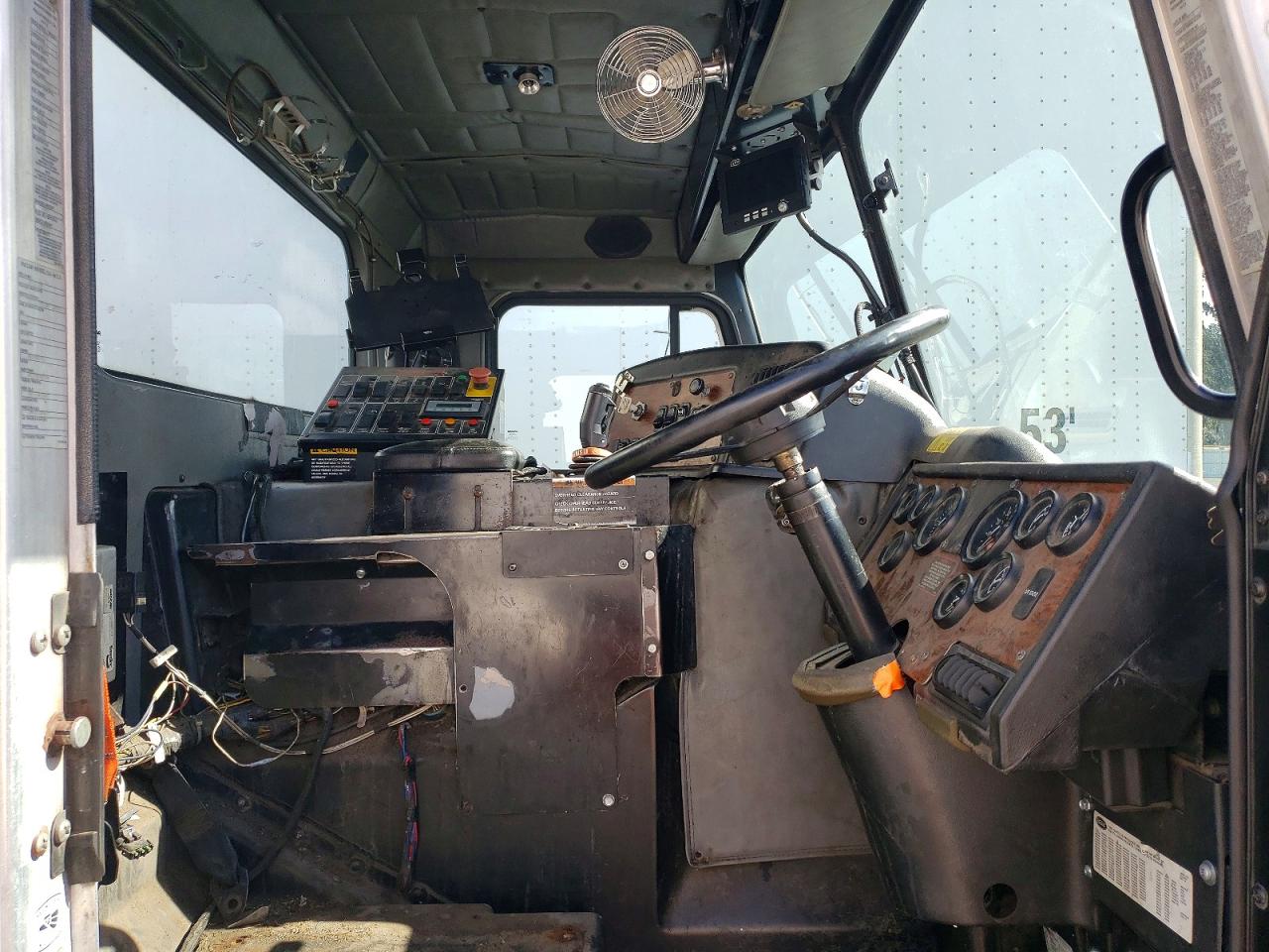 2009 PETERBILT All other VIN 3BPZL50X19F719300 photo 5
