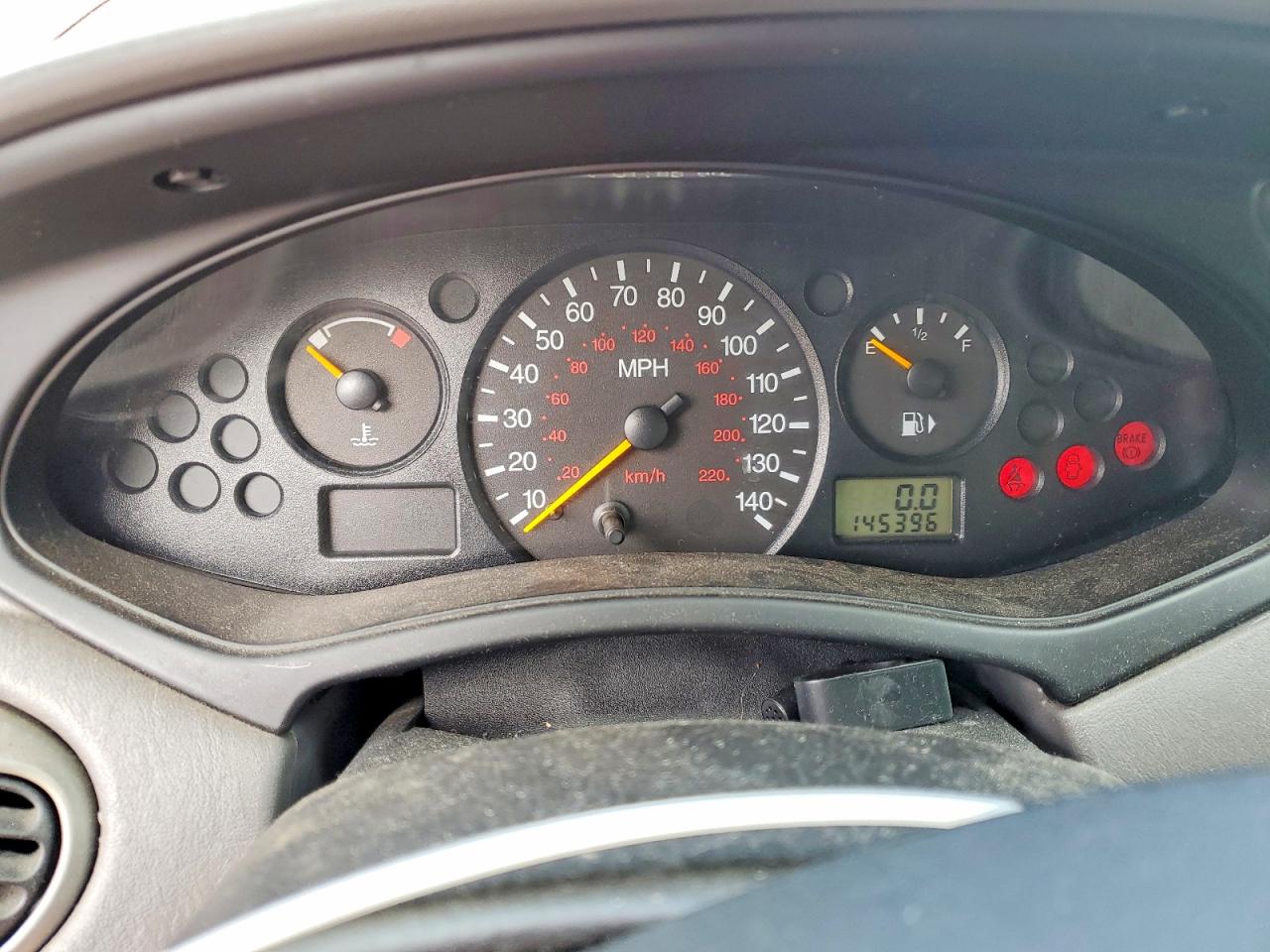 2004 Ford Focus VIN 1FAFP33P14W132192 photo 9