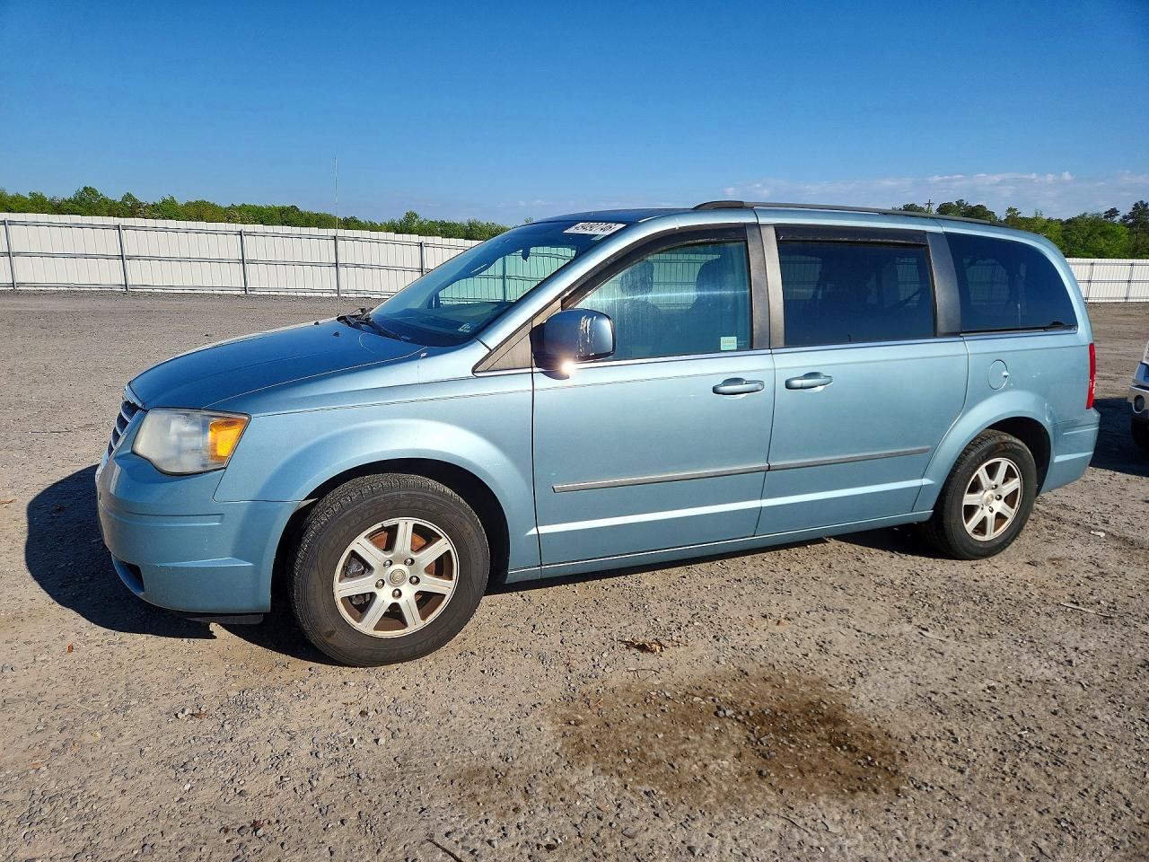 2010 CHRYSLER Minivan VIN 2A4RR5D1XAR285062 photo 1