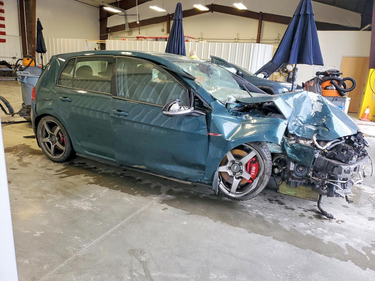 2019 Volkswagen Gti VIN 3VW5T7AU6KM022301 photo 4