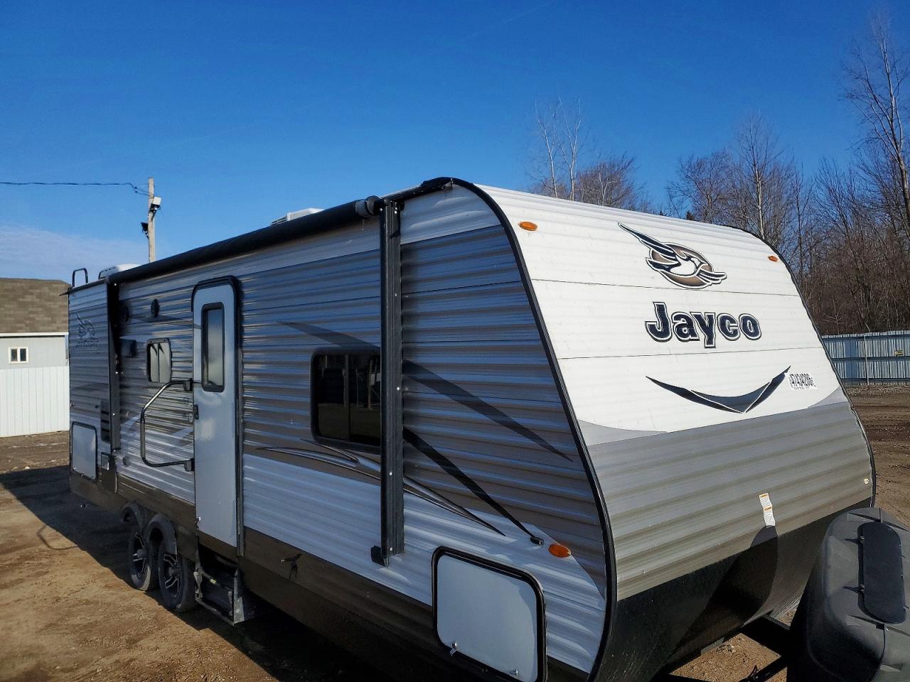 2017 JAYCO Travel tra VIN 1UJBJ0BN7H1T80135 photo 9