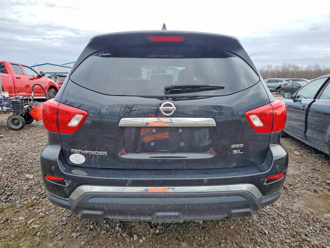 2019 Nissan Pathfinder VIN 5N1DR2MM3KC645724 photo 6