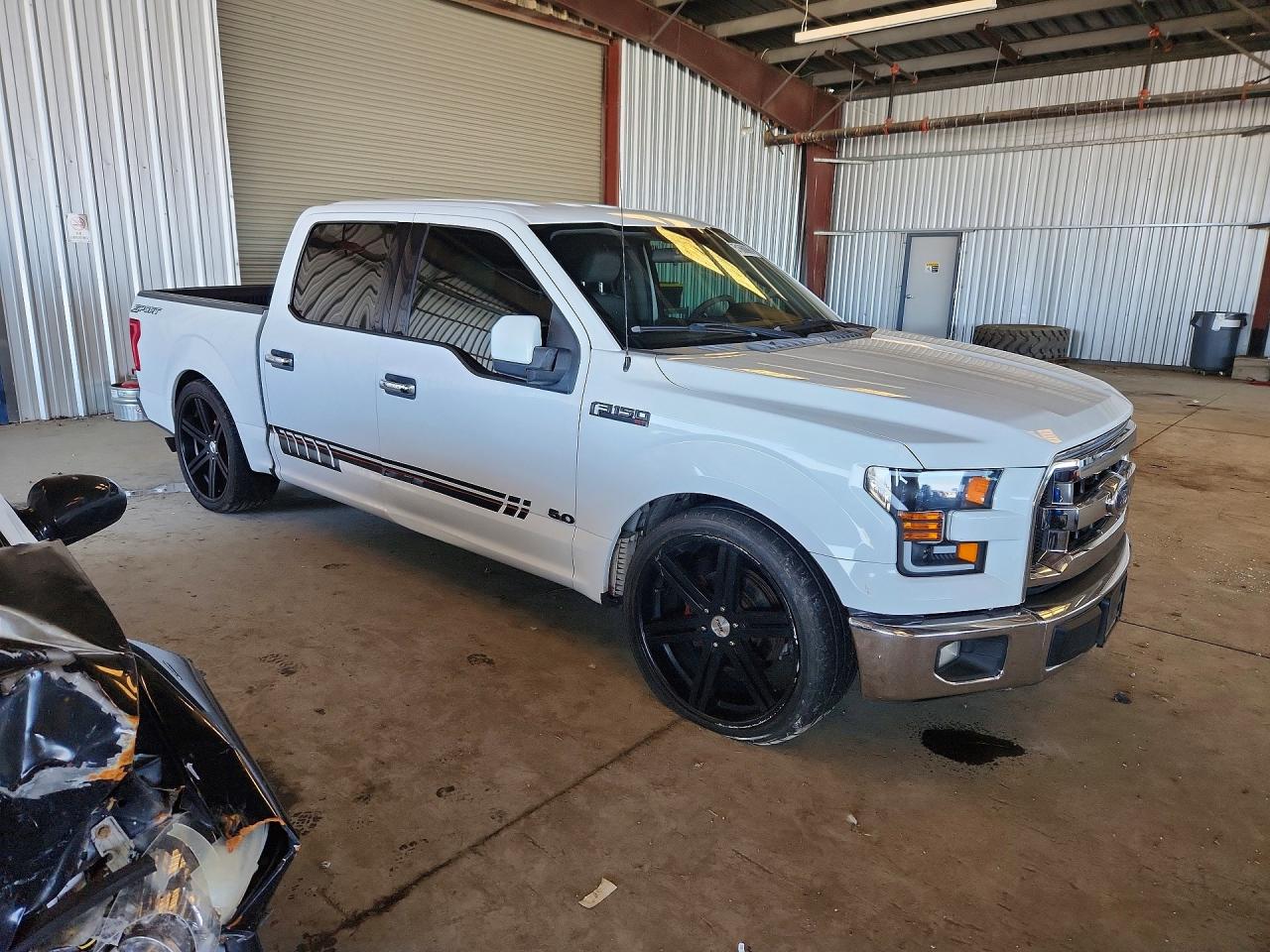 2015 Ford F150 VIN 1FTEW1CF4FFA40498 photo 4