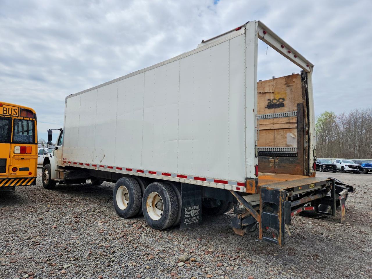 2014 FREIGHTLINER All other VIN 1FVHCYCY4EHFL3852 photo 2