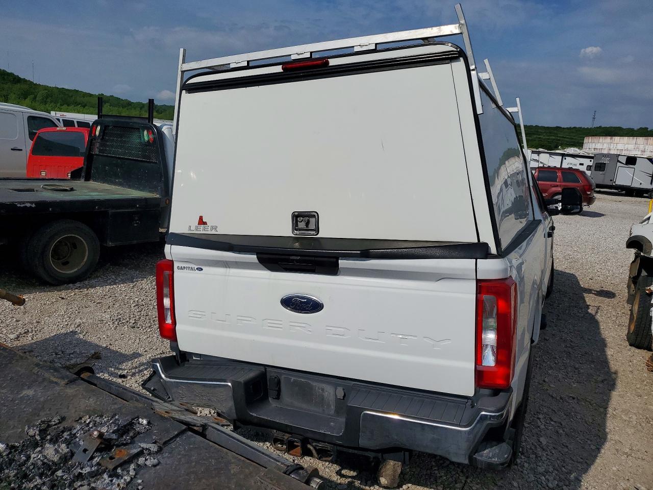 2023 Ford F350 VIN 1FT8W3AT7PEC75860 photo 6