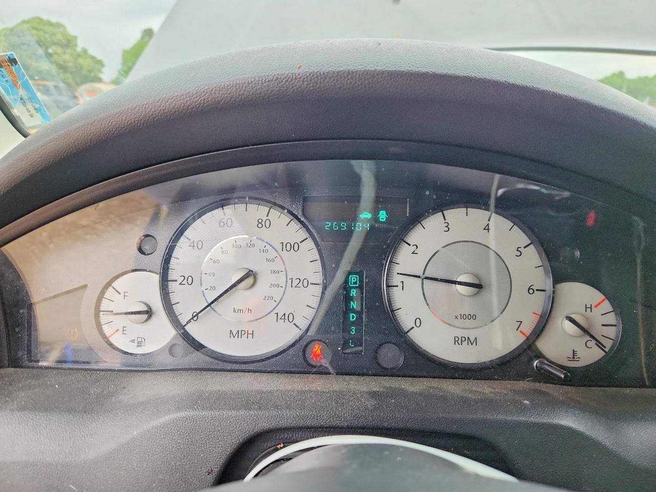 2008 Chrysler 300 VIN 2C3KA53G08H269025 photo 9