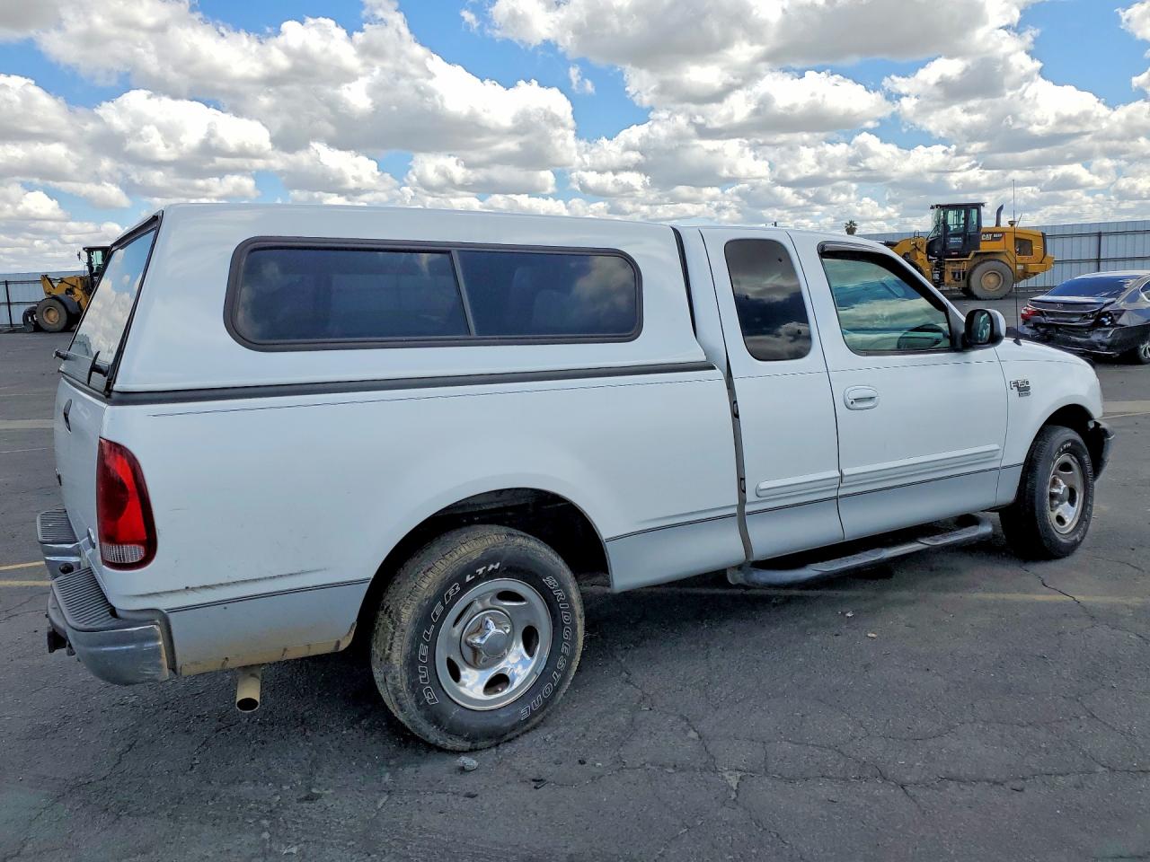 2002 Ford F150 VIN 1FTRX17L82NB30364 photo 3