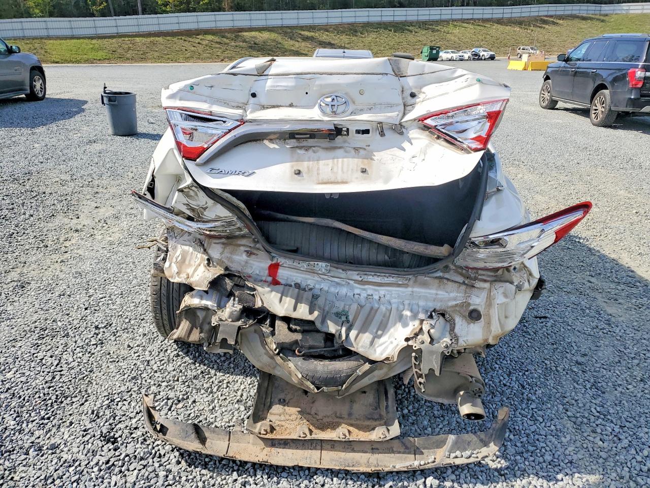 2015 Toyota Camry se VIN 4T1BF1FK7FU075572 photo 6