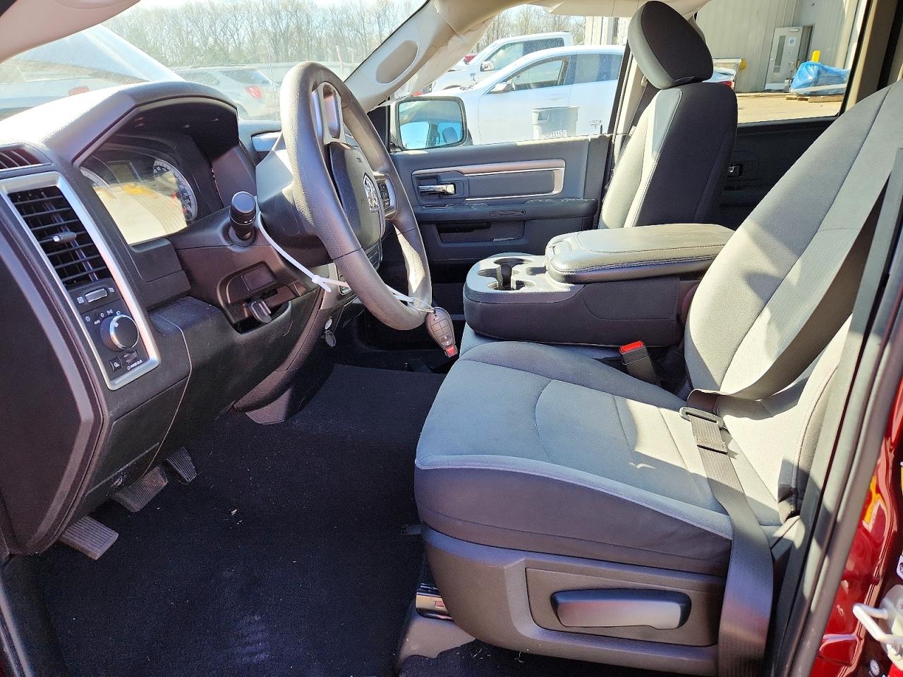 2024 Ram 1500 VIN 1C6RR7GG4RS147519 photo 7