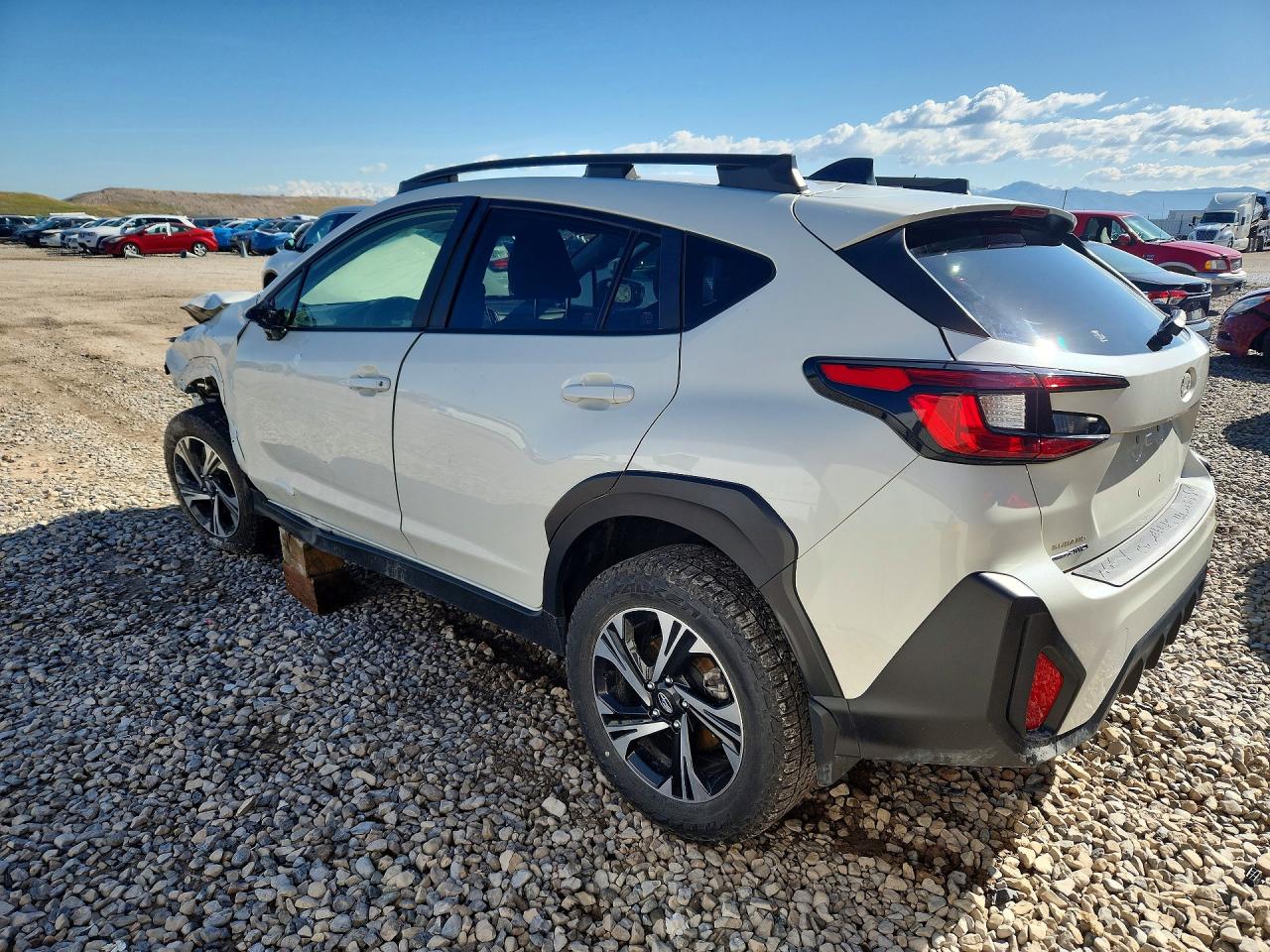 2024 Subaru Crosstrek VIN JF2GUADC0R8236435 photo 2