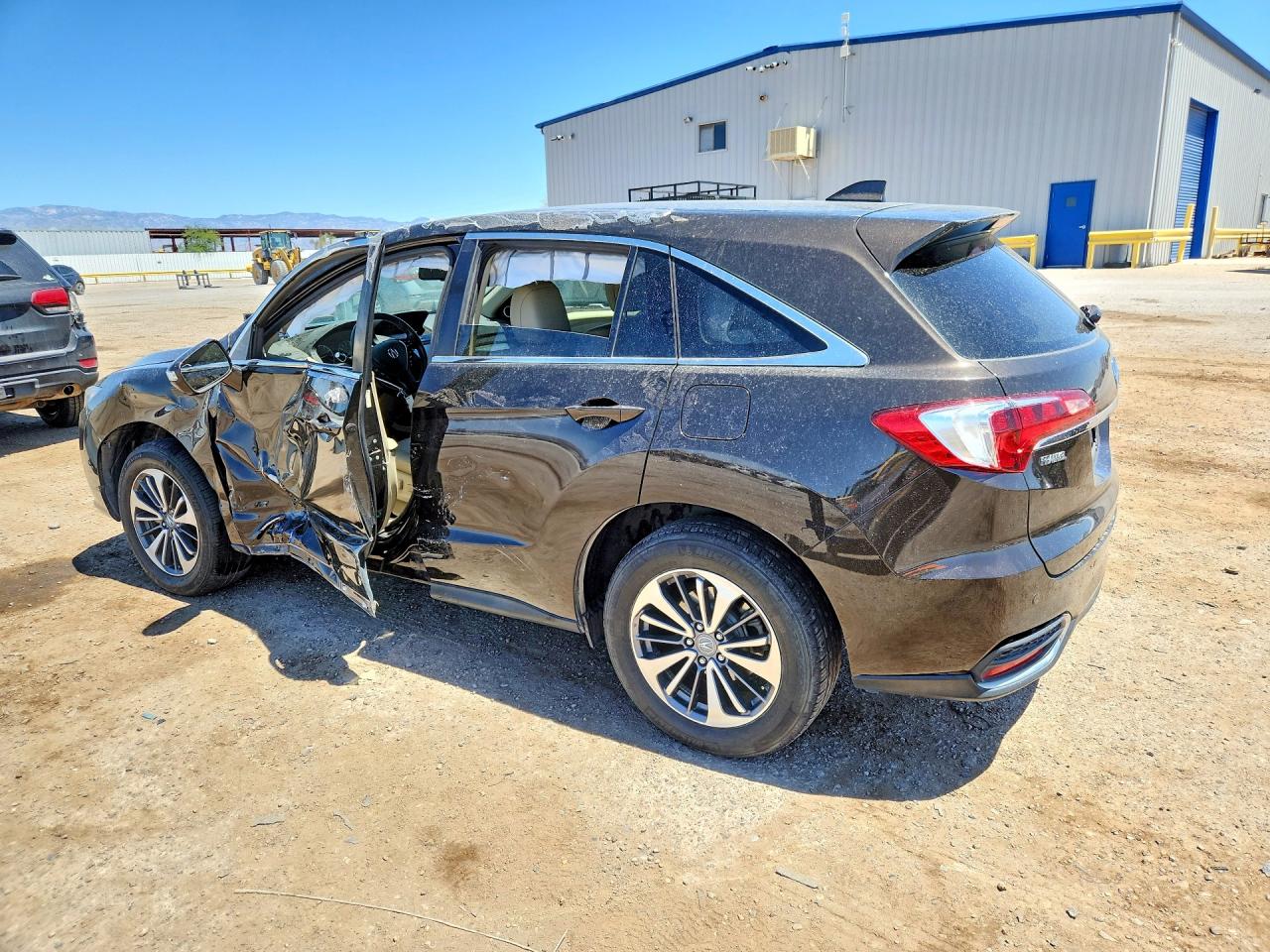 2018 Acura Rdx VIN 5J8TB4H77JL000286 photo 2