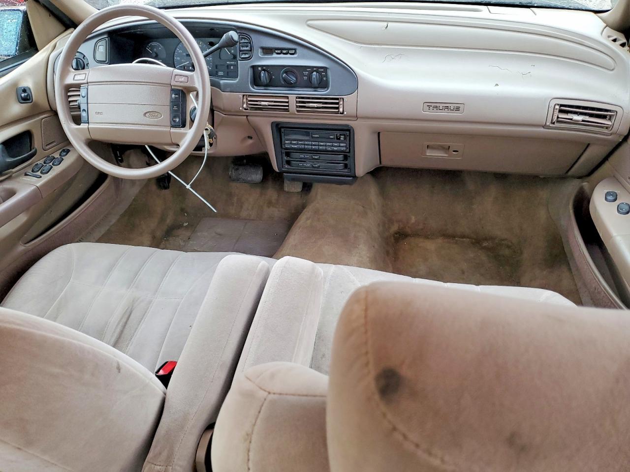 1992 Ford Taurus VIN 1FACP52U8NG231691 photo 8