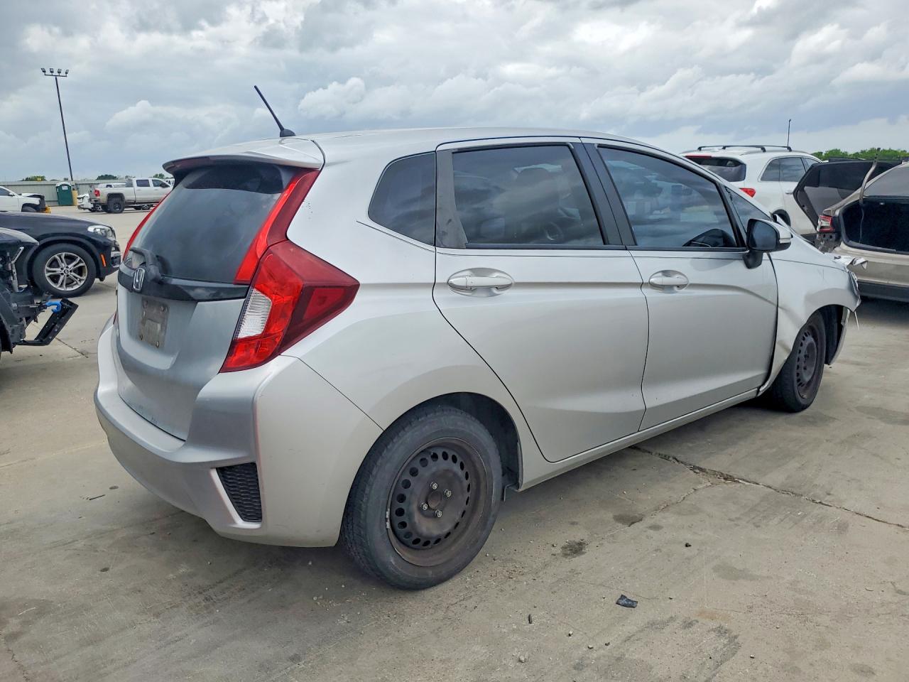 2016 Honda Fit lx VIN JHMGK5H55GX018225 photo 3