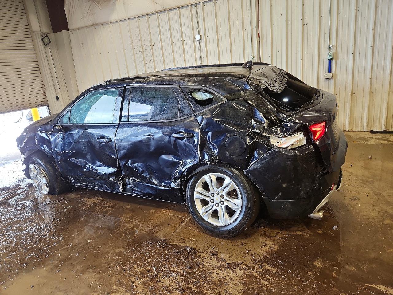 2021 CHEVROLET Blazer VIN 3GNKBCR43MS521679 photo 2